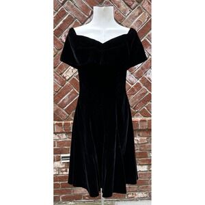Women's Vintage 80's Topaz Velvet Black Off The Shoulder Fit & flare Size 10